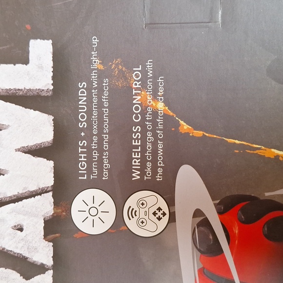 BRAND NEW! Sharper Image Mecha Rivals Remote Control Ejecting Battle Robots Set - Picture 11 of 11